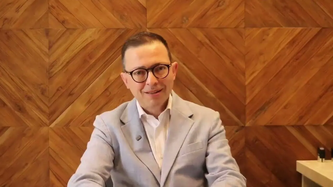 Capa do vídeo de apresentação do Dr. Cícero Urban, mastologista em Curitiba